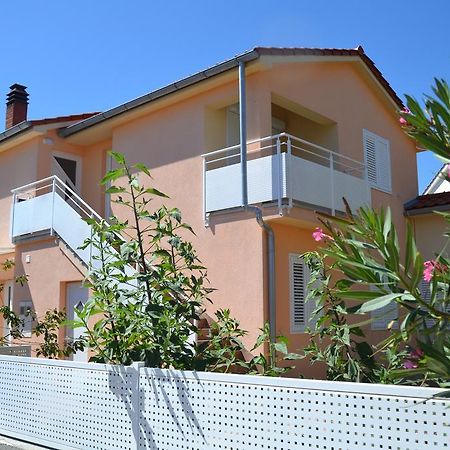 Apartment Klara Krk Town Eksteriør bilde