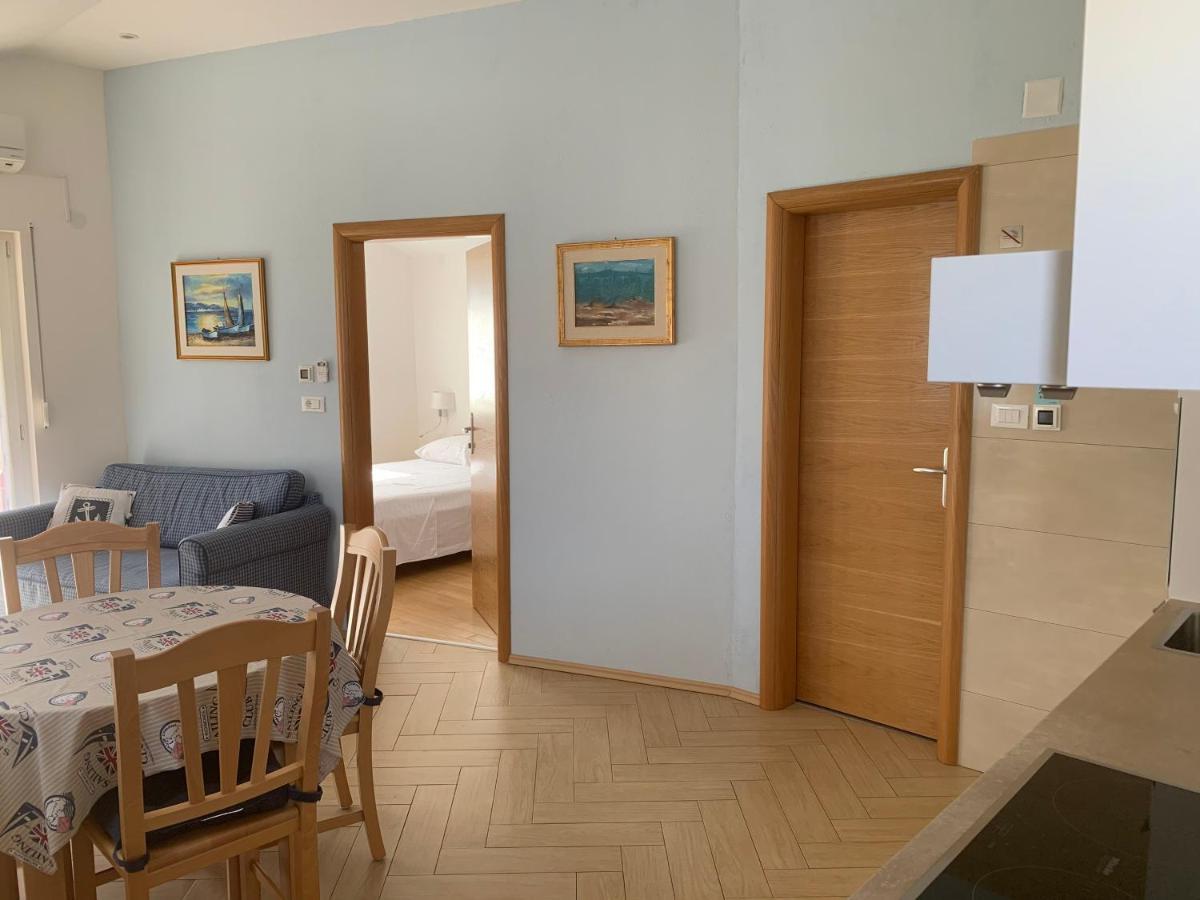 Apartment Klara Krk Town Eksteriør bilde