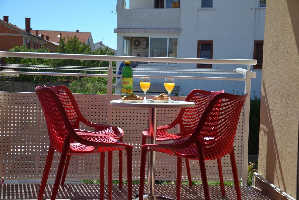 Apartment Klara Krk Town Eksteriør bilde